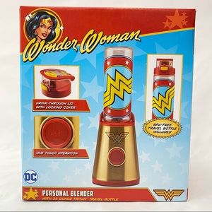 Wonder Woman Personal Blender & Travel Bottle Set
